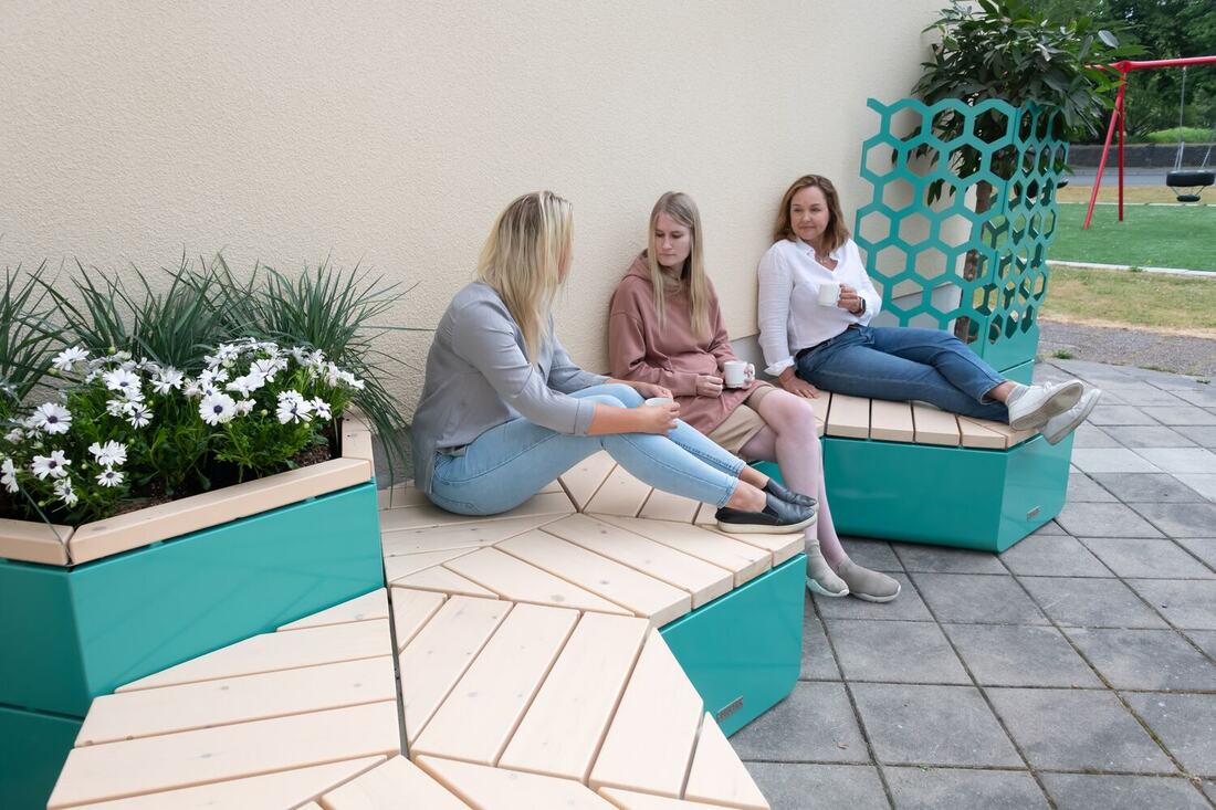 Table de pique-nique accessible en fauteuil roulant